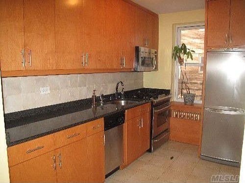 Condo for Sale Flushing, Queens