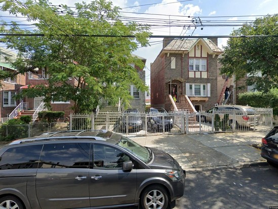 Single-family for Pre-foreclosure Wakefield, Bronx