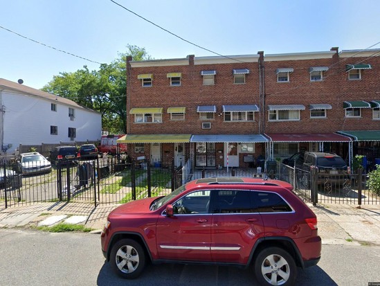 Multi-family for Pre-foreclosure / auction Castle Hill, Bronx