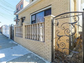 Home for Sale Maspeth, Queens