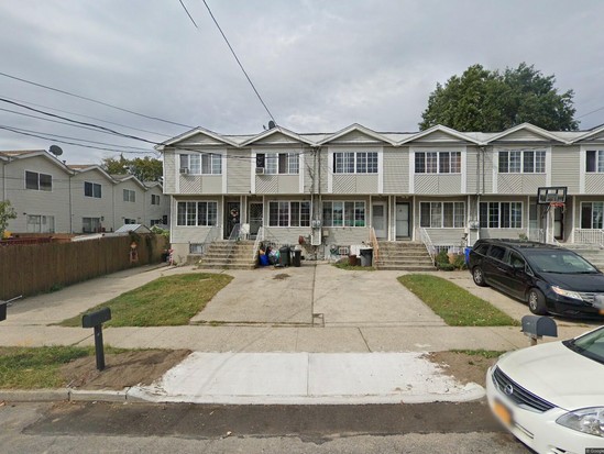 Townhouse for Sale Mariners Harbor, Staten Island