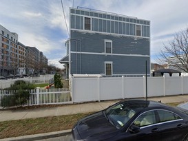 Home for Pre-foreclosure / auction Far Rockaway, Queens