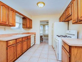 Home for Sale Throggs Neck, Bronx