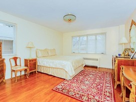 Home for Sale Throggs Neck, Bronx