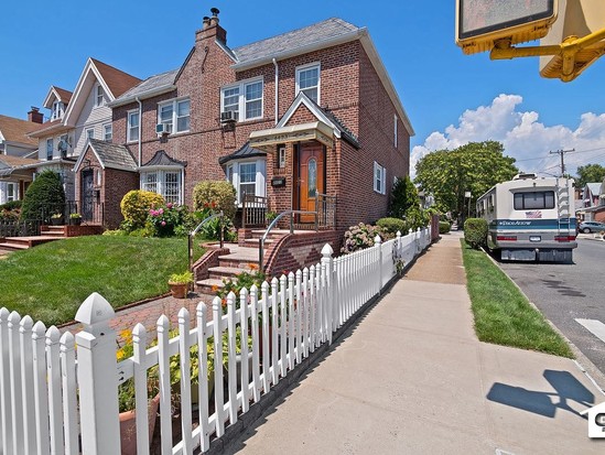 Single-family for Sale East Flatbush, Brooklyn