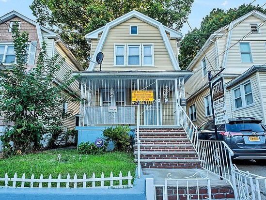 Townhouse for Sale Wakefield, Bronx