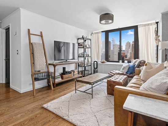 Condo for Sale Midtown South, Manhattan