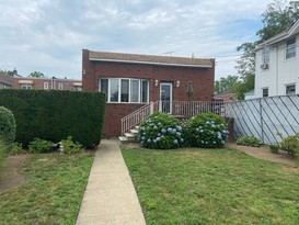 Home for Sale Throggs Neck, Bronx