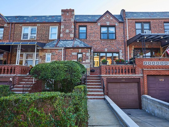 Single-family for Sale Fort Hamilton, Brooklyn