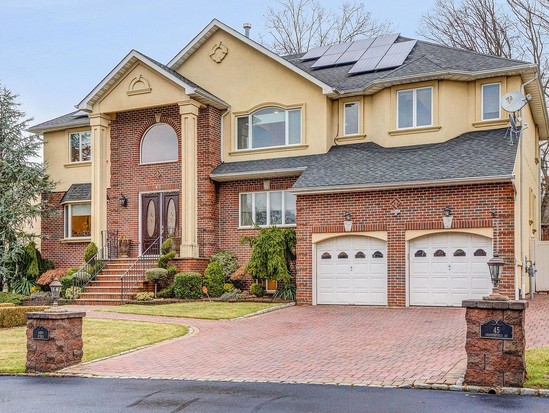 Single-family for Sale Todt Hill, Staten Island