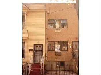 Single-family for Pre-foreclosure East New York, Brooklyn