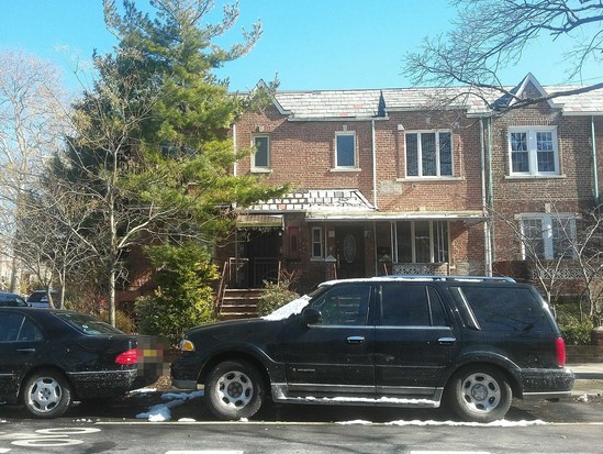 Single-family for Pre-foreclosure / auction Sheepshead Bay, Brooklyn