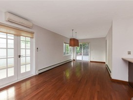 Home for Sale Douglaston, Queens