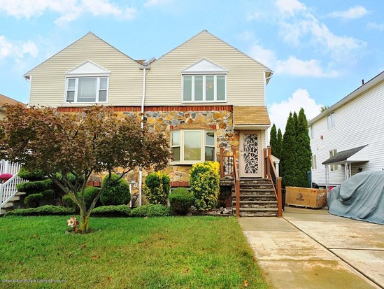 Single-family for Sale Midland Beach, Staten Island