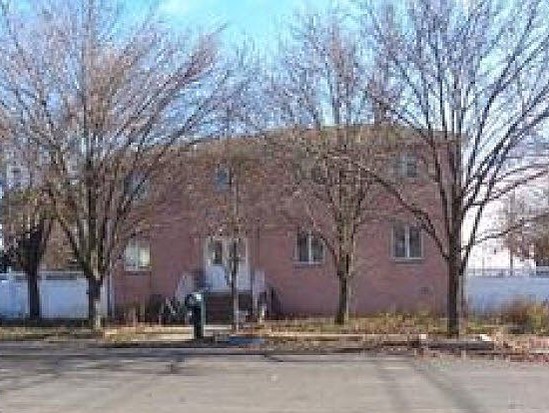 Single-family for Auction Eltingville, Staten Island