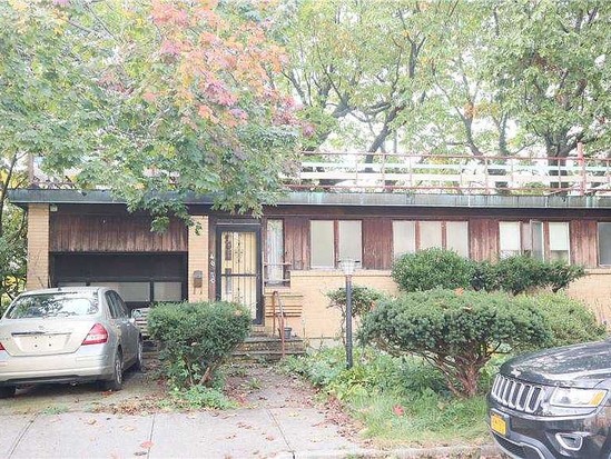 Single-family for Sale Douglaston, Queens