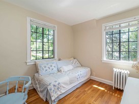 Home for Sale Douglaston, Queens