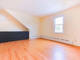 Home for Sale Auburndale, Queens