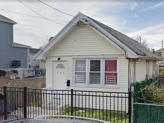 Single-family for Sale Far Rockaway, Queens