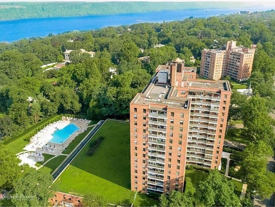 Condo for Sale Riverdale, Bronx