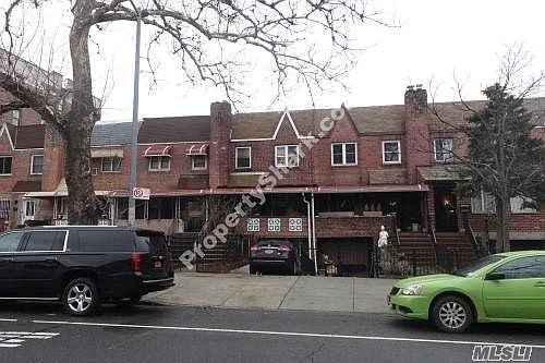 Single-family for Pre-foreclosure / auction Sunnyside, Queens