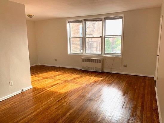 Condo for Sale Woodside, Queens