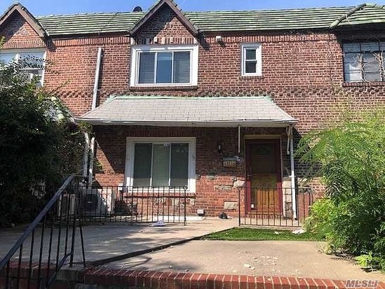 Single-family for Sale Maspeth, Queens