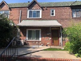 Home for Sale Maspeth, Queens