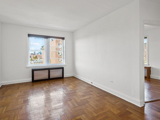 Condo for Sale Woodside, Queens