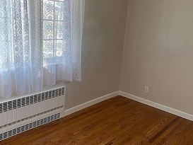 Home for Sale Auburndale, Queens