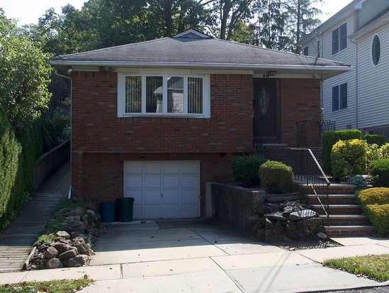 Single-family for Sale Todt Hill, Staten Island