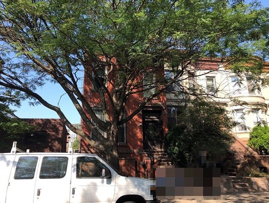 Single-family for Pre-foreclosure / auction Bedford Stuyvesant, Brooklyn