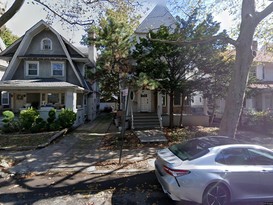 Home for Pre-foreclosure Dimtas Park, Brooklyn