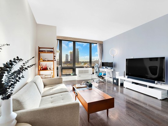 Condo for Sale Long Island City, Queens