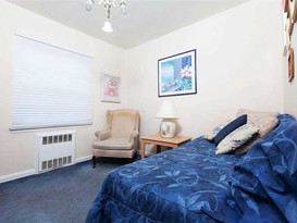 Home for Sale Auburndale, Queens