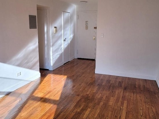 Condo for Sale Elmhurst, Queens