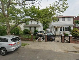 Home for Pre-foreclosure / auction East Flatbush, Brooklyn