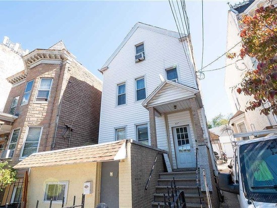 Multi-family for Sale Van Nest, Bronx