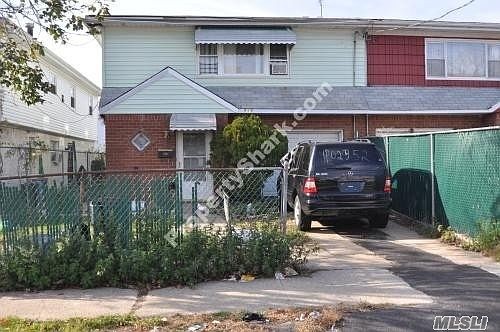 Multi-family for Sale Arverne, Queens