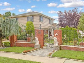 Home for Sale Douglaston, Queens