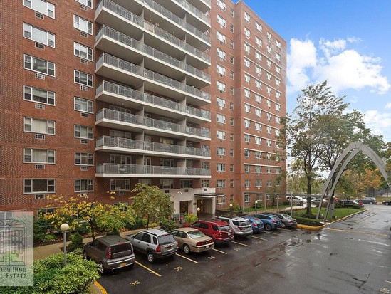 Condo for Sale Woodside, Queens