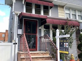 Home for Sale Maspeth, Queens