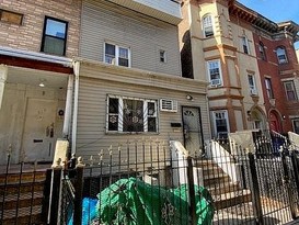 Home for Sale Mott Haven, Bronx