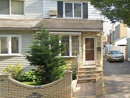 Single-family for Pre-foreclosure / auction Flatlands, Brooklyn