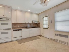 Home for Sale Douglaston, Queens