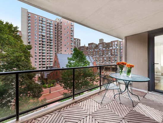 Condo for Sale Roosevelt Island, Manhattan