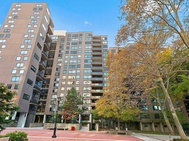 Home for Sale Roosevelt Island, Manhattan