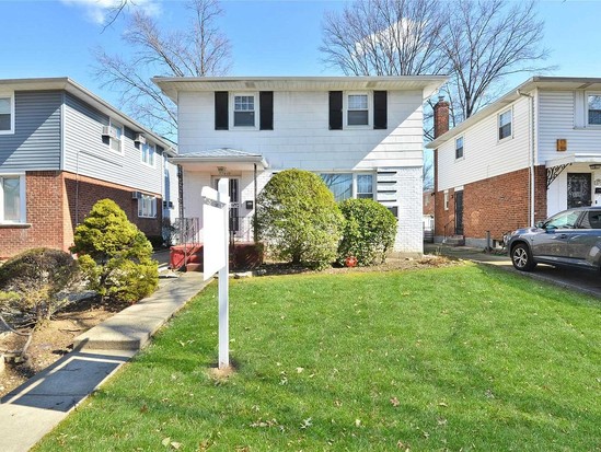 Single-family for Sale Auburndale, Queens