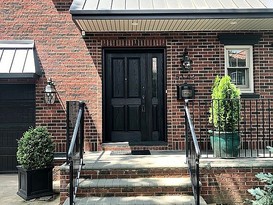 Home for Sale Douglaston, Queens