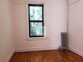 Home for Pre-foreclosure / auction Brownsville, Brooklyn